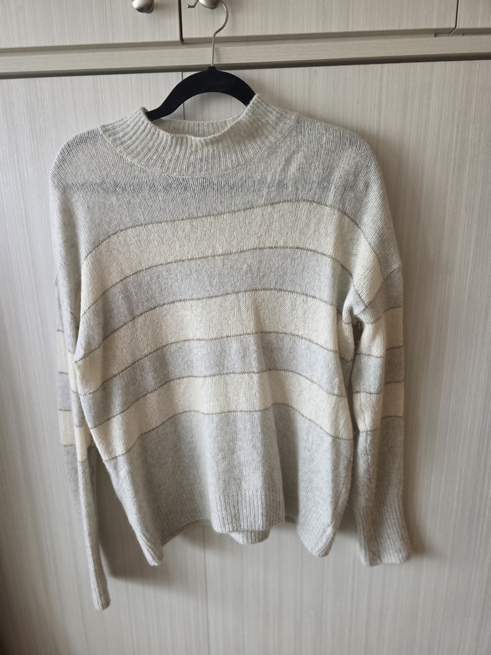 Women's Rails Cream & Light Gray Knit Sweater. Cashmere/Silk Blend.